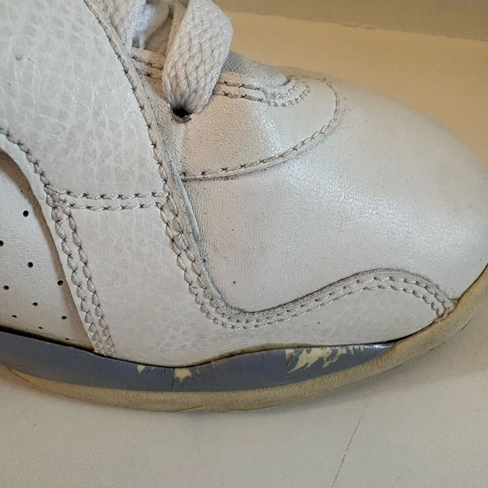 Air Jordan Retro 8 - Orange Blaze - Boys Size 6Y (2007 Release)